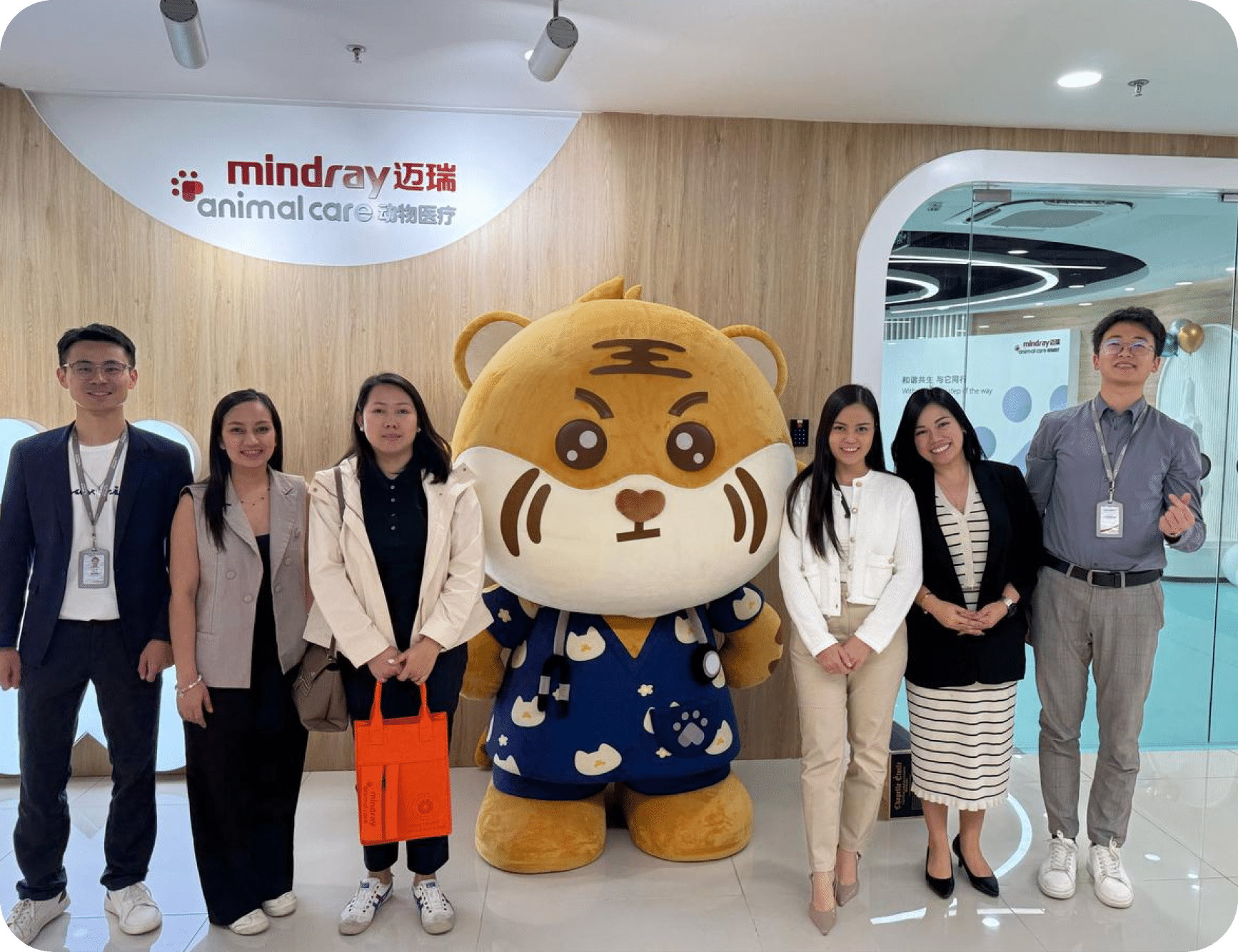 Marikina Veterinarians goes abroad for a training.